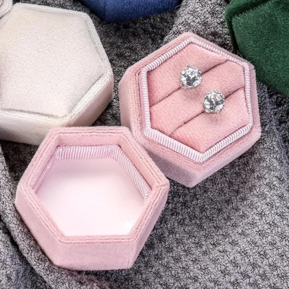NWT Pink Velvet Hexagon Ring Box w/ Double Slit — Jewelry Ring Earring Box